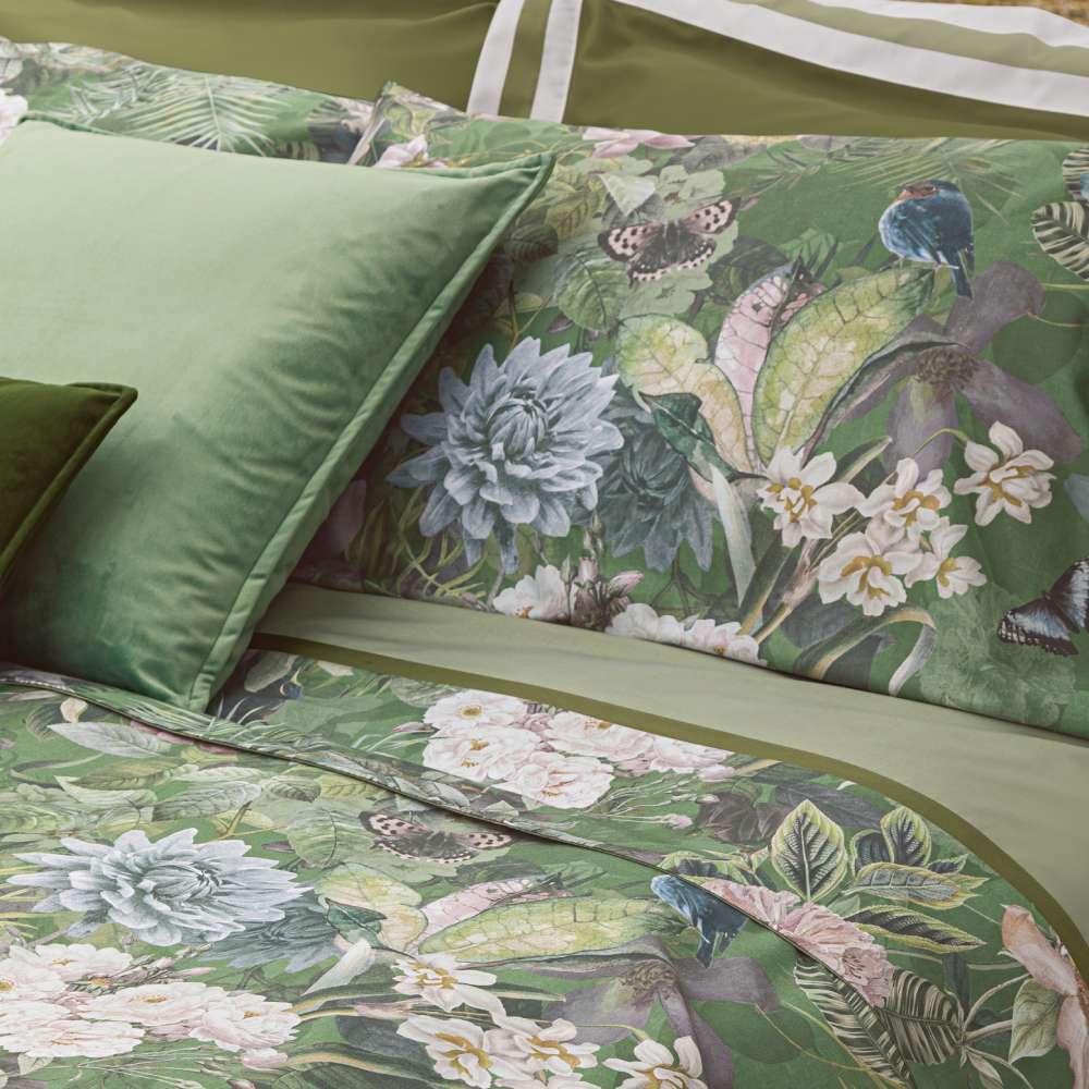 Completo lenzuola fazzini protea matrimoniale. Fantasia floreale su fondo verde