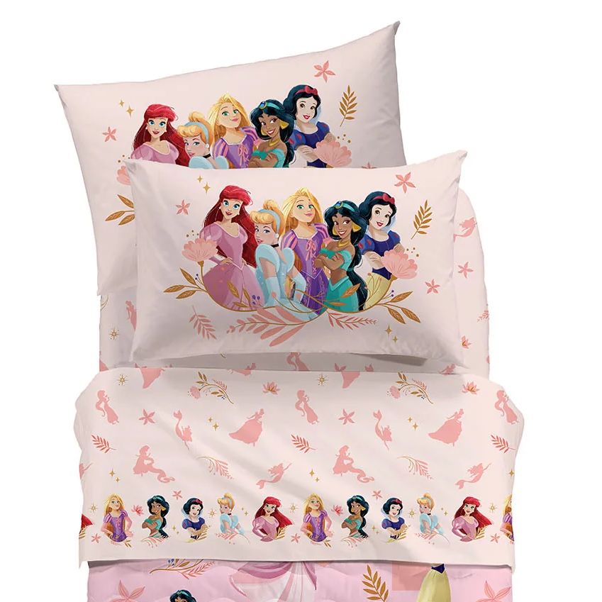 Completo lenzuola Magic Princess della linea Caleffi Disney, in puro cotone per letto singolo e piazza e mezza. Ideale per la tua bambina. Il completo lenzuola Princess Flowers presenta una romantica fantasia con le Principesse Disney su fondo rosa. Sono presenti Ariel, Cenerentola, Rapunzel, Jasmine e Biancaneve
