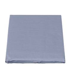 Lenzuolo superiore Arianna di Fazzini. Lenzuolo di sopra matrimoniale tinta unita in percalle di puro cotone. Colore carta da zucchero blue fog