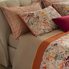 Completo lenzuola fazzini bacche matrimoniale. Fantasia con bacche stilizzate, tonalità calde.