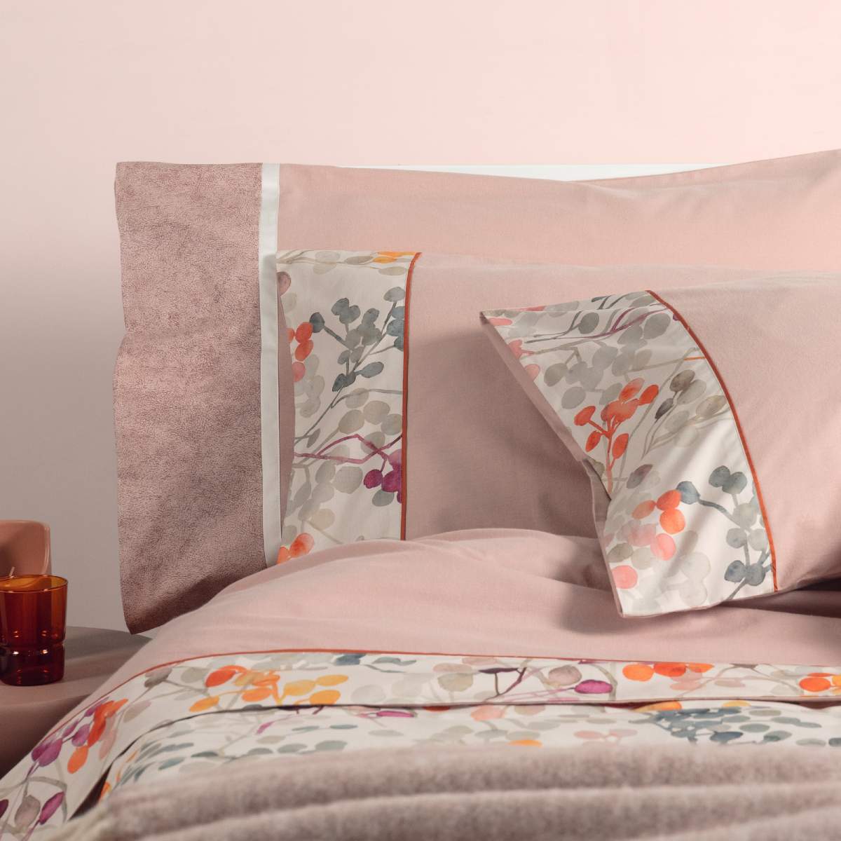 Lenzuolo matrimoniale in flanella di cotone fazzini bacche rosa. fantasia
