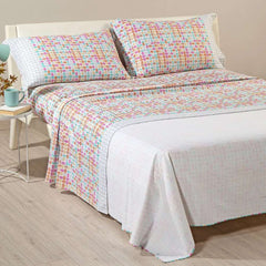 Completo lenzuola Caleffi Deva in flanella di puro cotone.
Fantasia moderna multicolore, variante orchidea. Disponibile nella misura per letto singolo, piazza e mezza e matrimoniale maxi.