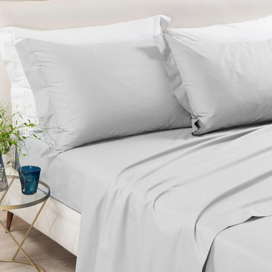 Completo lenzuola matrimoniale Percalle di Caleffi, in percalle di puro cotone. Elegante lenzuolo in tinta unita con federe a due volani. colore sabbia beige