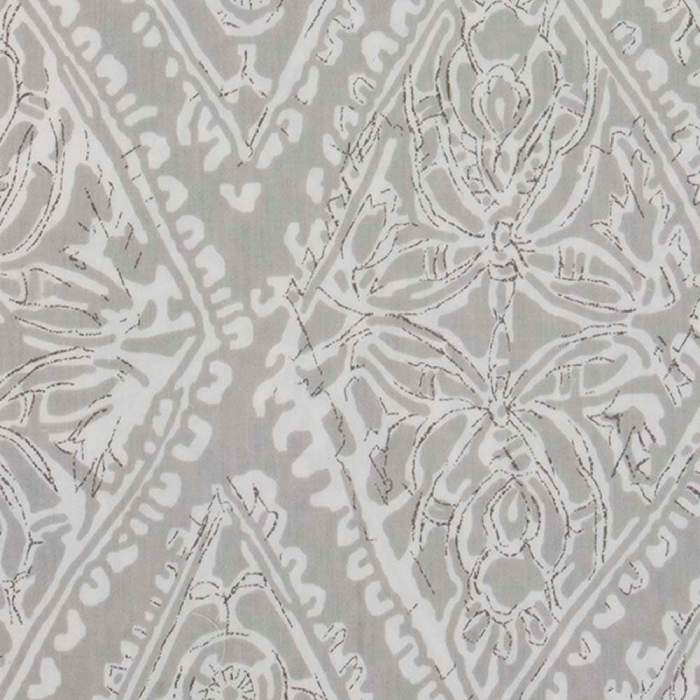 Completo lenzuola matrimoniale Somma Jean, in raffinato raso di puro cotone da 120 fili per cmq. Realizzato interamente in Italia. Il completo lenzuola Jean è caratterizzato da una delicata fantasia nella tonalità brezza (grigio). La stampa è presente sulle federe e sul lenzuolo superiore. Il lenzuolo con angoli è in falso unito color grigio