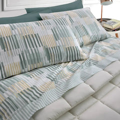 Completo lenzuola Somma Madeleine matrimoniale in flanella di cotone. Fantasia geometrica a righe grigie, verdi, oro