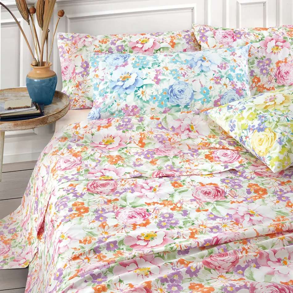 Lenzuolo copriletto Somma Noelia matrimoniale. percalle di cotone. Fantasia a fiori molto ricca e vivace. Colore rosa arancio.