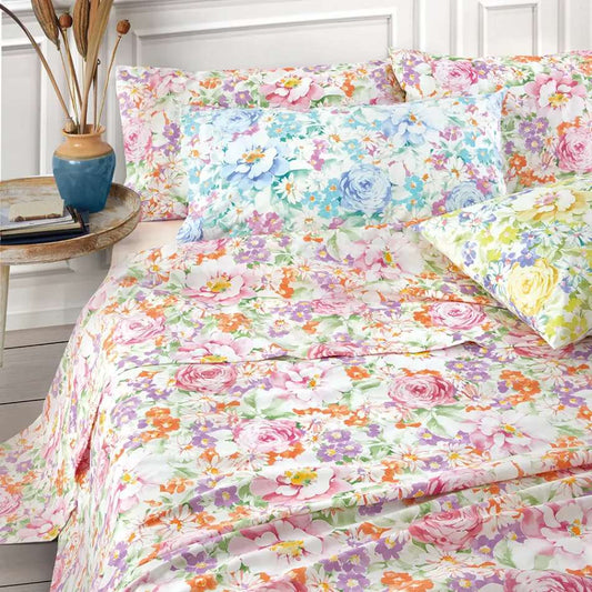 Lenzuolo copriletto Somma Noelia matrimoniale. percalle di cotone. Fantasia a fiori molto ricca e vivace. Colore rosa arancio.