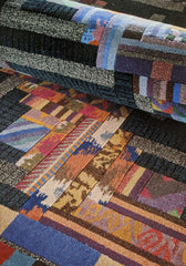 Tappeto Missoni Constellation, in pura lana vergine. Il tappeto Constellation presenta un'iconica fantasia moderna e multicolore, simile a un puzzle di pezzi che si intersecano per formare un contrasto diagonale di luce e buio. Il tappeto Missoni Constellation è l'ideale per valorizzare il tuo soggiorno o la tua zona living. Misura rettangolare 170x240 cm