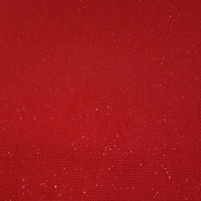 Tovaglia natalizia Natale di Gabel, in puro cotone tinta unita colore rosso, con inserti il lurex. Misura rettangolare, quadrata o rotonda.