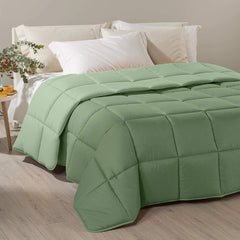Trapunta invernale Caleffi Tinta Unita Double in microfibra. Piumone double face colore verde giada