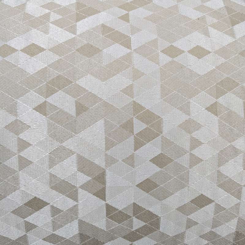 Trapunta invernale matrimoniale Caleffi Mixer in prezioso raso jacquard. Il piumone Mixer è caratterizzata da una fantasia geometrica moderna, nella variante di colore naturale beige tortora