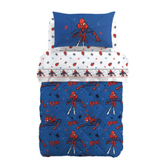 Trapunta invernale Caleffi Disney Spiderman Spidey in puro cotone. Disponibile nella misura per letto singolo e piazza e mezza. Piumone fantasia con Spiderman su fondo blu. Ideale per i tuoi bambini e ragazzi.