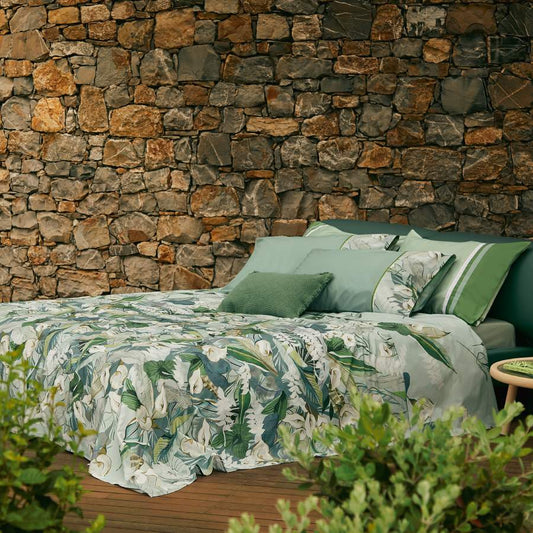 Trapunta primaverile Fazzini Calle fantasia floreale con calle bianche su fondo verde