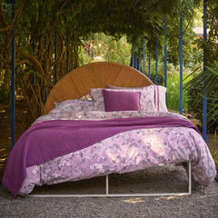 Completo lenzuola matrimoniale Fazzini Boboli in percalle di puro cotone. Fantasia floreale colore rosa.