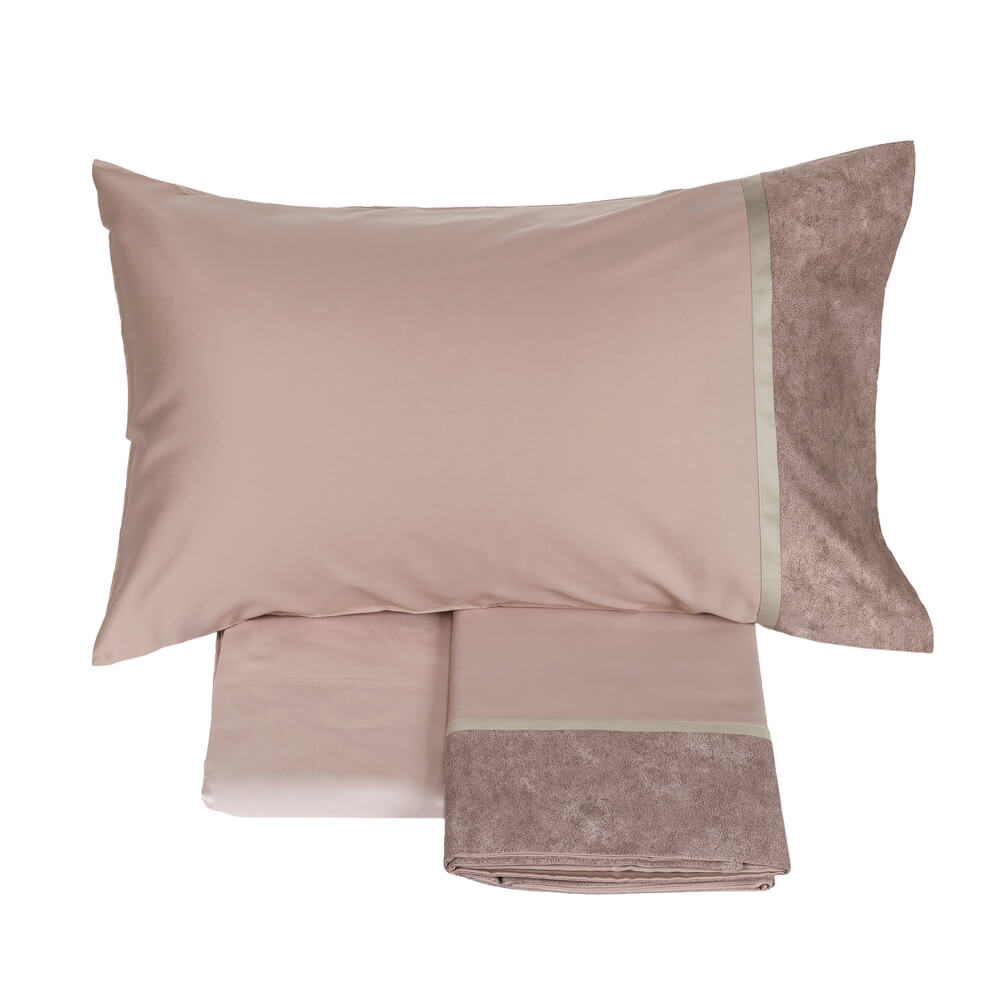 Completo lenzuola galuchat Fazzini matrimoniale in percalle di puro cotone. Il lenzuolo galuchat unisce fantasia e tinta unita. colore rosa boho