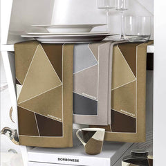 Runner Borbonese Trilogy in puro cotone. Fantasia geometrica moderna ed elegante. Corsia rettangolare, misura 50x150 cm.