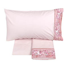 Completo lenzuola matrimoniale Fazzini Pink Africa in percalle di puro cotone. Originale fantasia con fenicotteri rosa su balza del lenzuolo e federa. Lenzuolo con angoli tinta unita rosa.