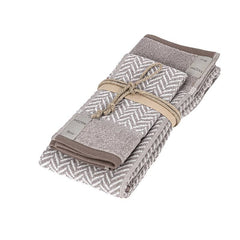 Coppia asciugamani Fazzini Chevron, in spugna di puro cotone tinta in filo. Asciugamani con fantasia a righe colore naturale beige