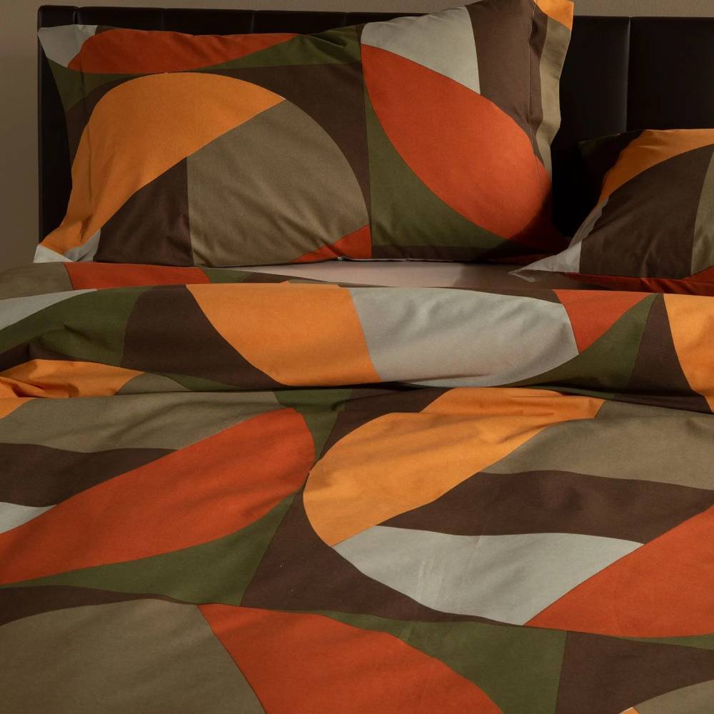 Copripiumino matrimoniale Caleffi Colorama, in puro cotone anallergico e traspirante. Fantasia geometrica e moderna, colore arancio, marrone, tortora
