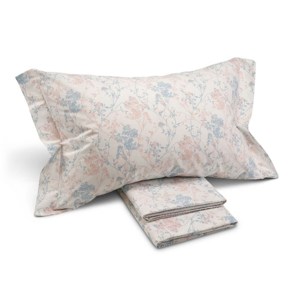 completo lenzuola caleffi serena in puro cotone. Fantasia floreale colore rosa/azzurro su fondo beige . Misura piazza e mezza e matrimoniale