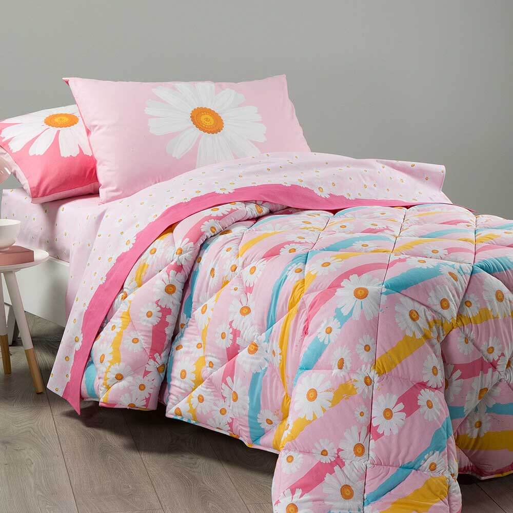 Completo lenzuola e trapunta Caleffi Margherite in puro cotone per letto da una piazza e mezza. Fantasia colorata con margherite su fondo rosa. Ideale per bambine e ragazze.
