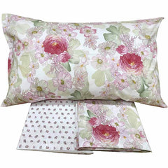 Completo lenzuola matrimoniale Fazzini Bovindo in cotone. Fantasia floreale con rose colore rosso e rosa. Lenzuolo con angoli a fiorellini.