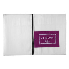 Tovaglia Aubergine di Fazzini, misura rettangolare per 12 persone. Prezioso tessuto jacquard di puro cotone. Colore sasso bianco