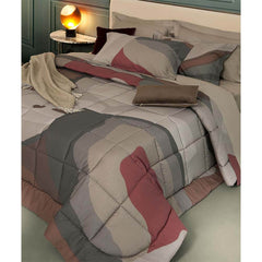 Trapunta invernale matrimoniale Borbonese Avant Garde in raso di puro cotone. Il piumone Borbonese Avant Garde presenta una fantasia moderna e caratterizzata da curve e forme morbide di vari colori, che intersecandosi donano alla trapunta movimento e dinamicità.