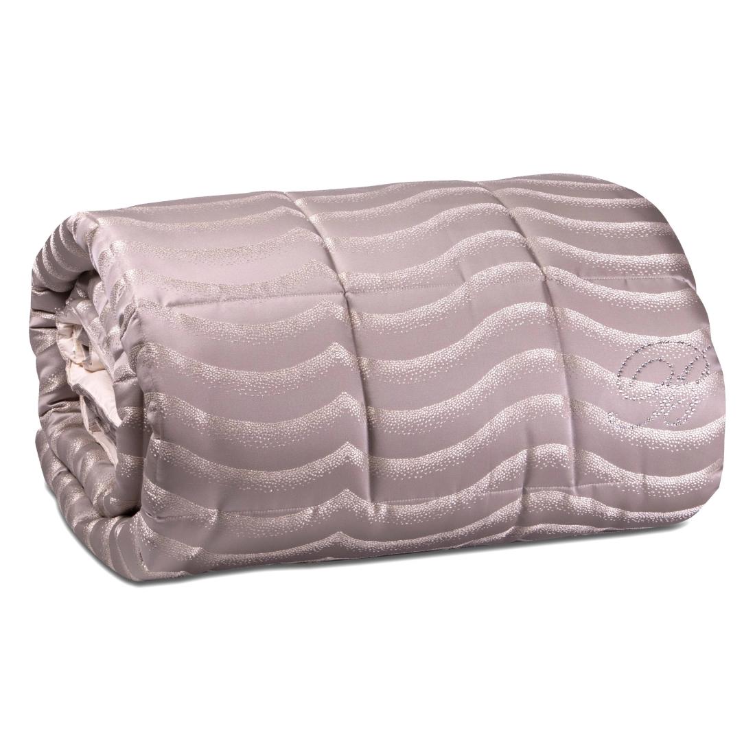 Trapunta Invernale matrimoniale Jasmine di Blumarine, in raso jacquard. piumone in fantasia con motivo a onde. Colore roccia (tortora).