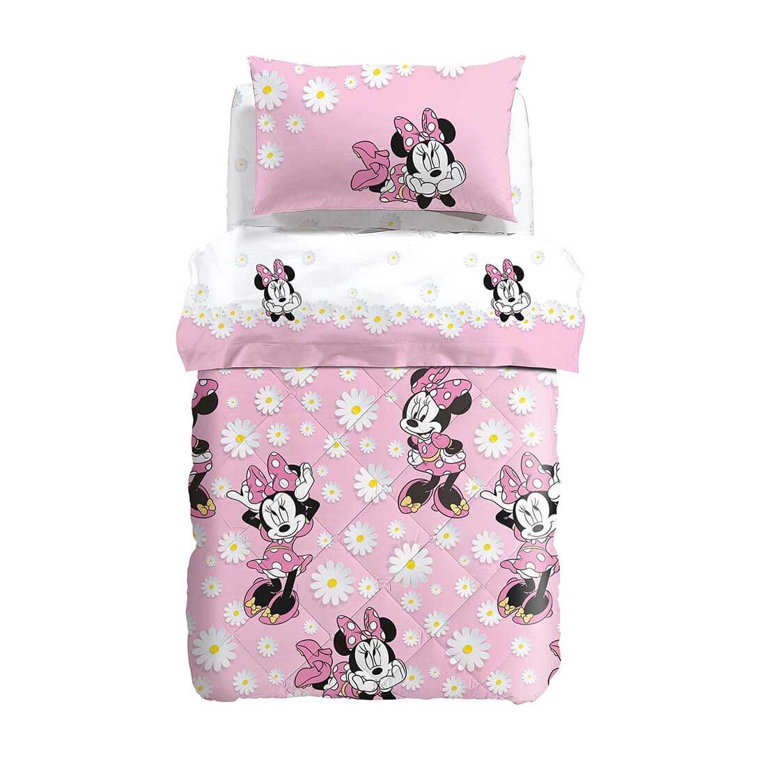 Trapunta invernale Minnie Margherite in cotone, linea Caleffi Disney. Disponibile nella misura per letto singolo e piazza e mezza. Fantasia con fondo rosa, con Minnie, fiori, margherite.