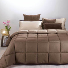 Trapunta invernale Caleffi Tinta Unita Double in microfibra. Piumone double face colore marrone moka