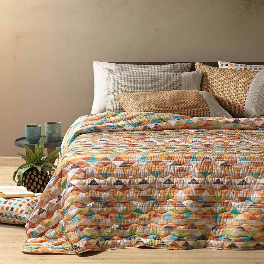 Trapuntino Caleffi Ethno in microfibra. Fantasia moderna geometrica multicolor. Misura letto singolo, piazza e mezza e matrimoniale