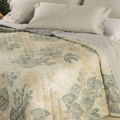 Trapuntino matrimoniale Caleffi Betulla in puro cotone. Fantasia floreale colore bosco, verde azzurro