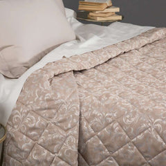 Trapuntino matrimoniale Caleffi Iris in prezioso raso jacquard. Trapunta primaverile con Fantasia classica variante ambra