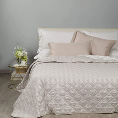 Trapuntino matrimoniale Caleffi Nuit in raso jacquard. Trapunta primaverile con Fantasia moderna a rombi colore sabbia beige