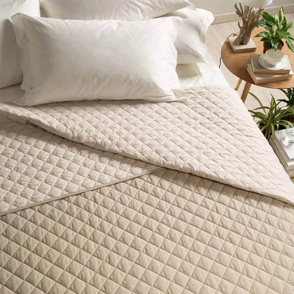 Trapuntino Mix double caleffi in cotone colore naturale beige. Copriletto trapuntato tinta unita per letto matrimoniale e da una piazza e mezza