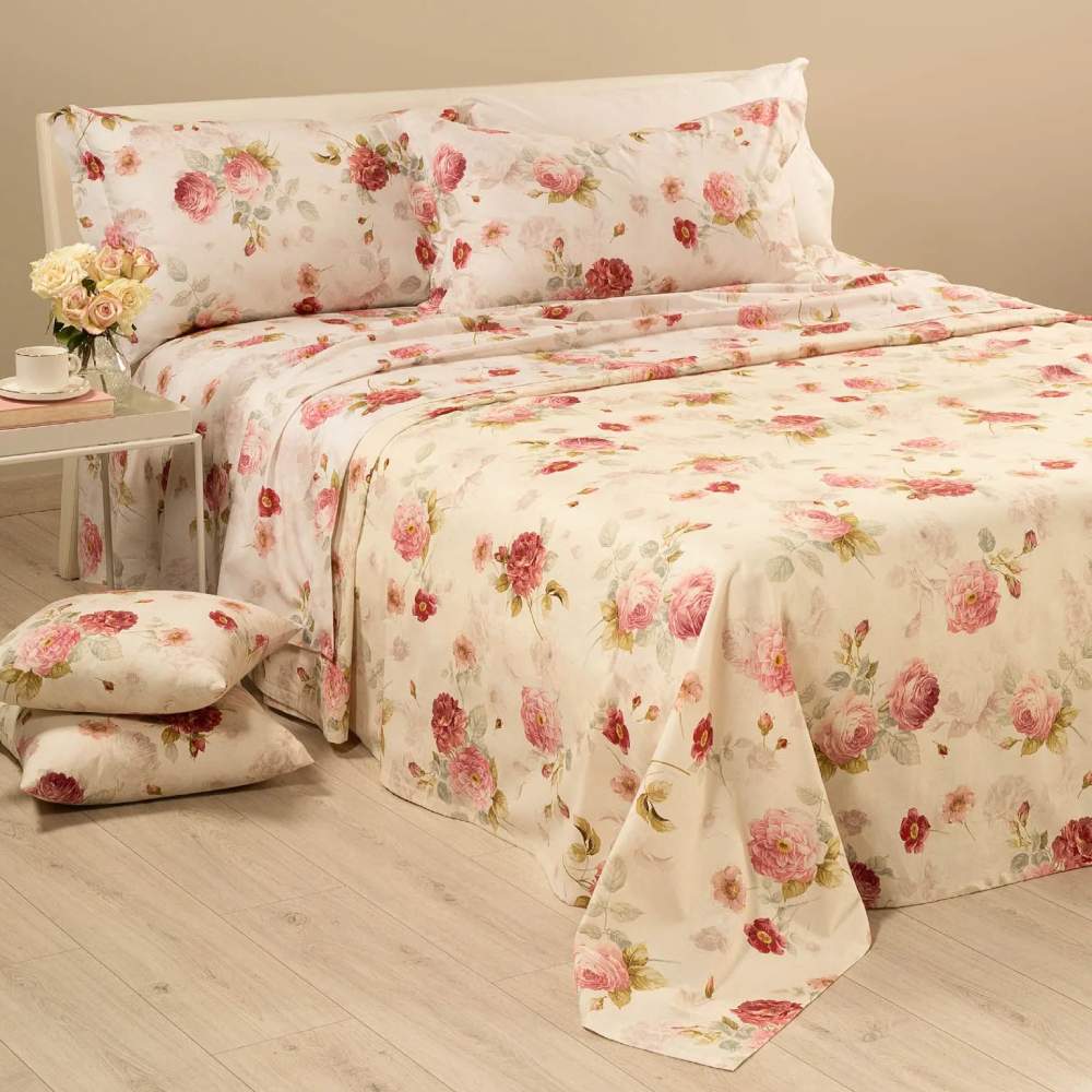 Copriletto Caleffi Eden Rose, in panama di puro cotone con stampa digitale.Romantica fantasia con rose rosse su fondo avorio. Coperta estiva per letto matrimoniale