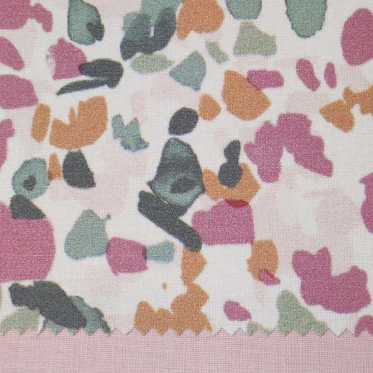 Lenzuolo Copriletto matrimoniale Portland in puro cotone. Disponibile nella misura per letto singolo, piazza e mezza e matrimoniale. Realizzato in Italia da Gabel.Il completo lenzuola Portland presenta una fantasia allegra e vivace stile coriandoli. Colore quarzo rosa. La stampa è presente sulle federe e sul lenzuolo superiore, compresa la balza. Il lenzuolo con angoli è in tinta unita rosa.Le lenzuola copriletto Gabel sono l'ideale per la stagione estiva.