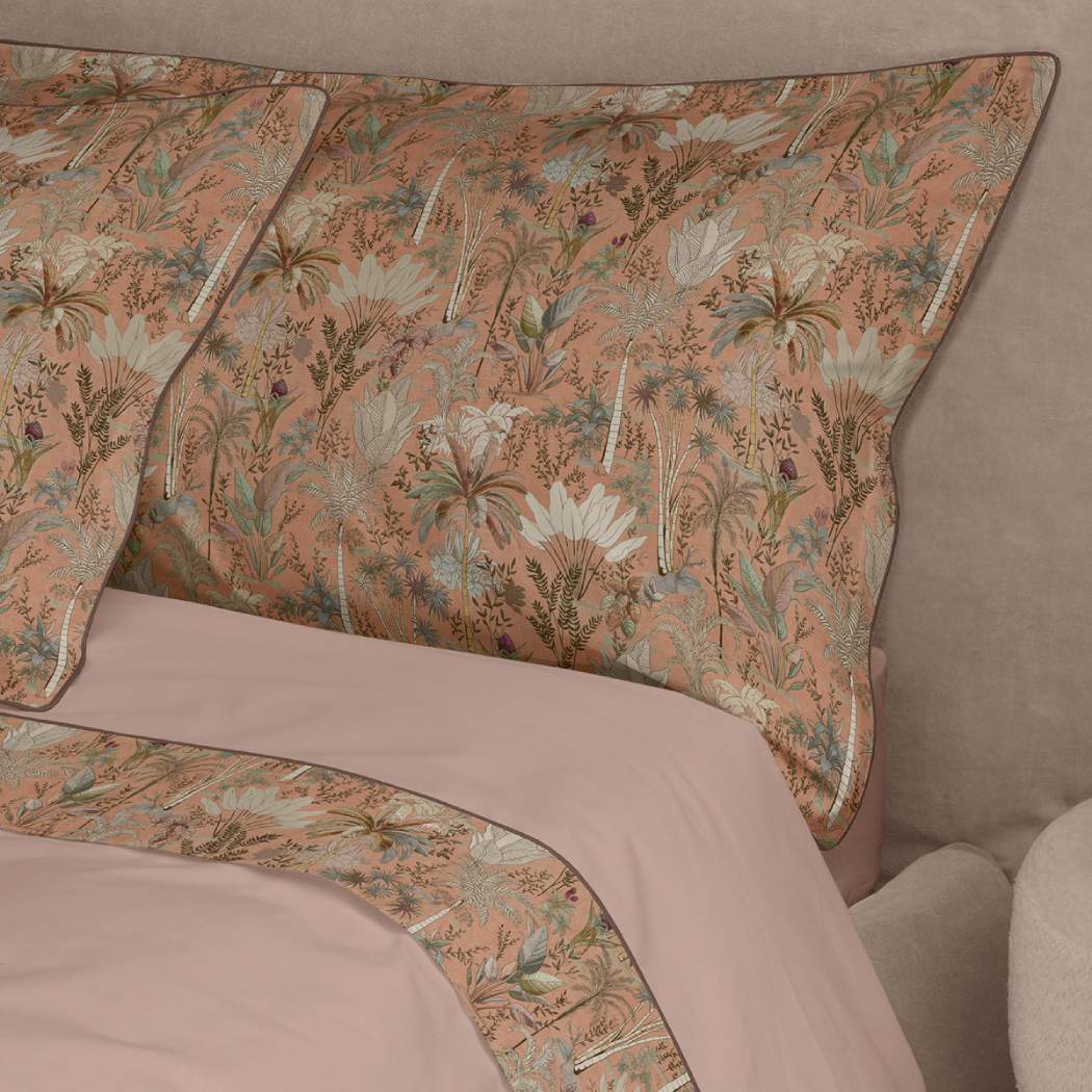 Completo lenzuola Fazzini Draa fantasia con palme su fondo rosa sandalo