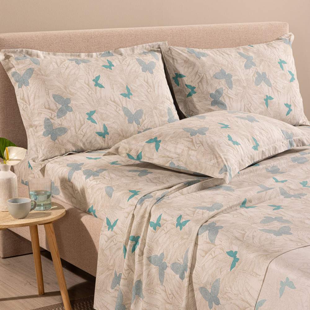Completo lenzuola matrimoniale Caleffi Marisol,in cotone e Lyocell. Fantasia con farfalle azzurre su un fondo botanico sui toni del beige