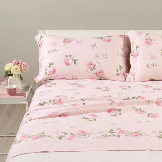 Completo lenzuola Caleffi Flory in flanella di puro cotone.
Romantica fantasia floreale con rose su fondo rosa.

Disponibile nella misura per letto matrimoniale maxi.