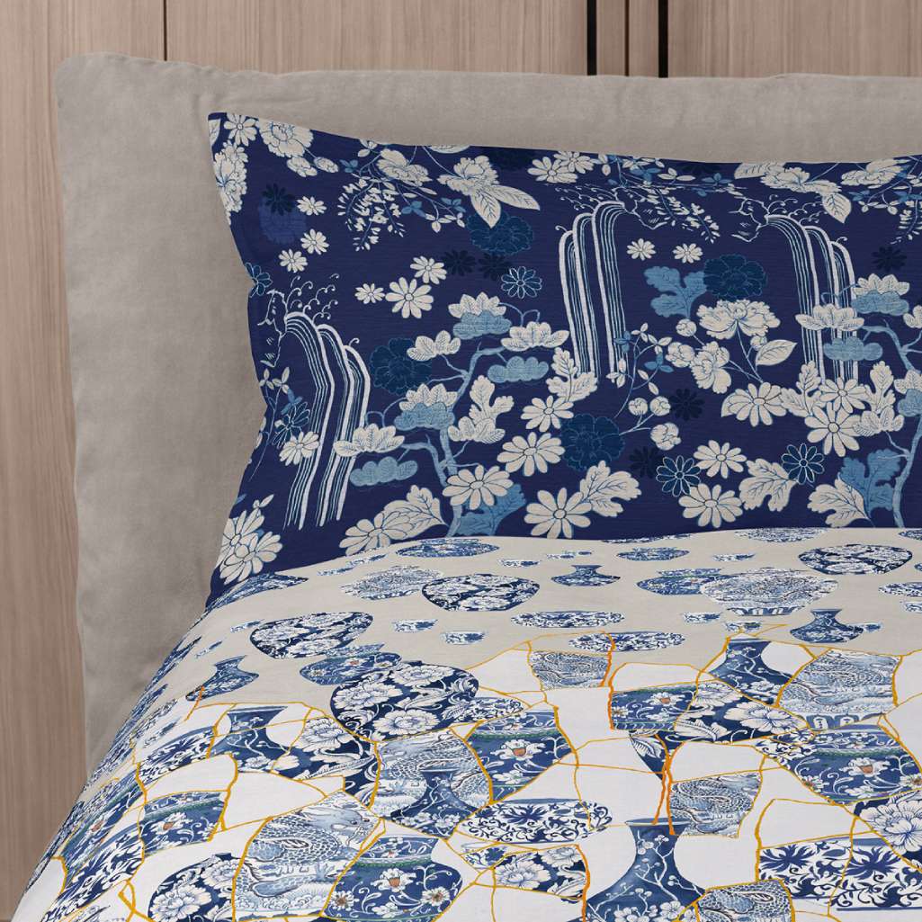 copripiumino fazzini kintsugi matrimoniale. fantasia bianco blu oro moderna floreale