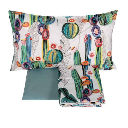 lenzuolo copriletto Frida Fazzini. Fantasia con cactus e fiori vivaci su fondo beige.