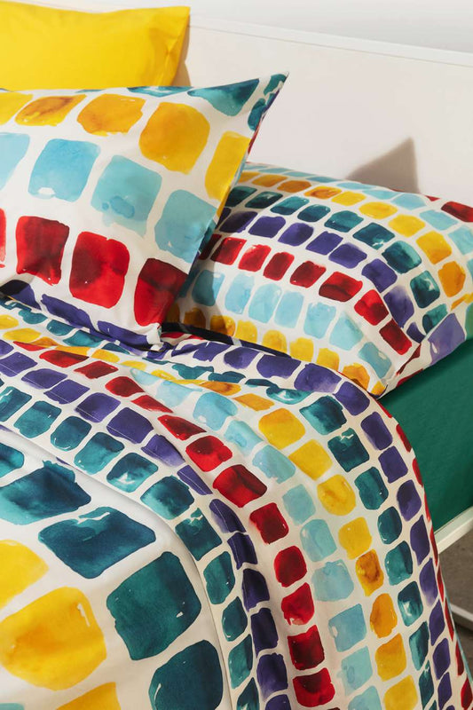 Lenzuolo copriletto Palette Fazzini. Fantasia geometrica a quadrettoni con colori vivaci (giallo, rosso, blu)