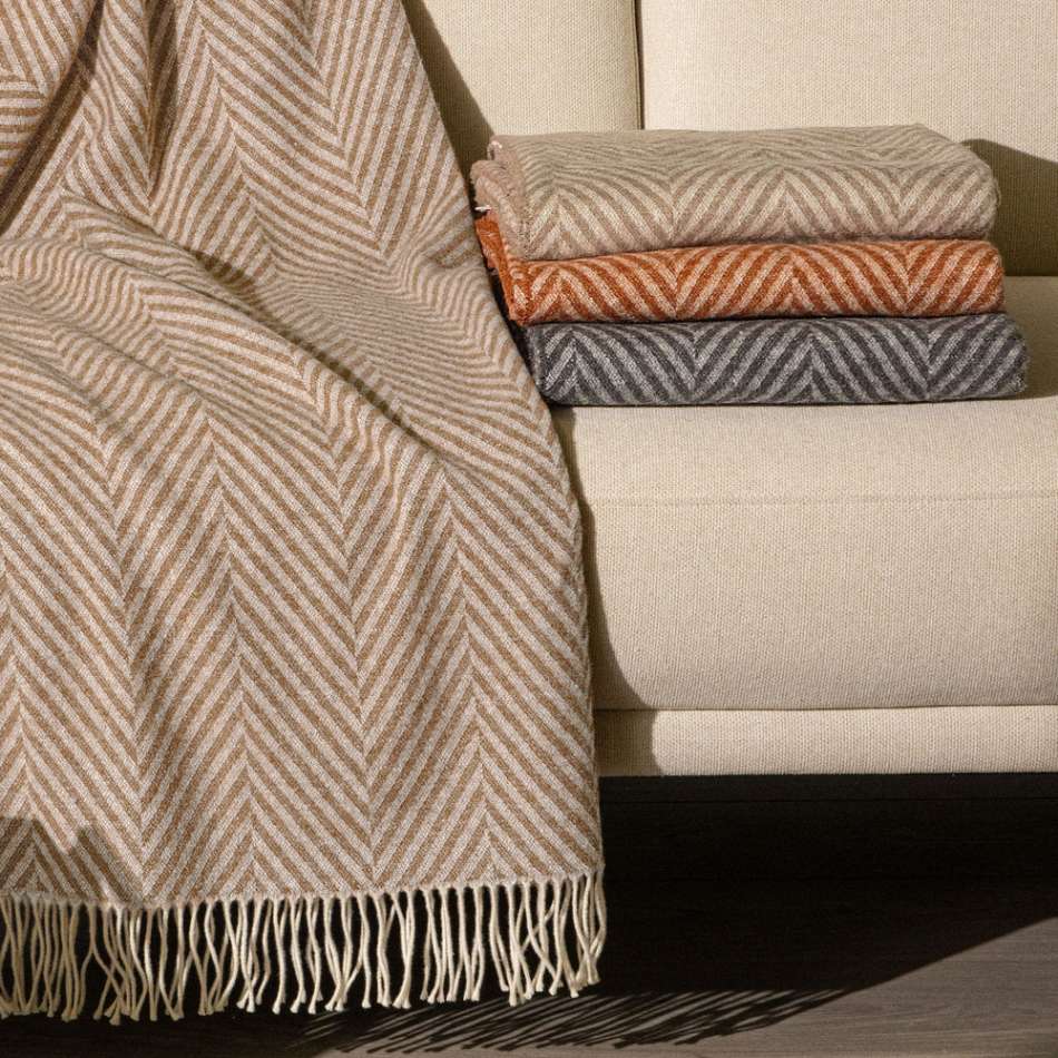 plaid caleffi chalet naturale beige coperta in cotone con frange fantasia chevron