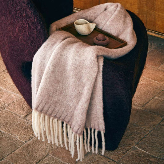 plaid cromatismi fazzini in lana tinta unita rosa panna con frange