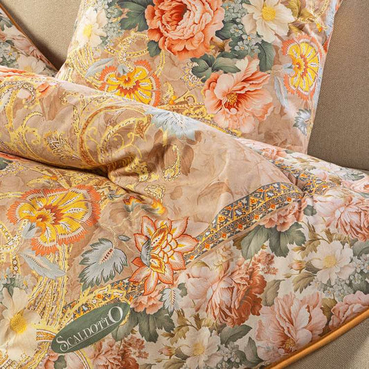 Scaldotto Caleffi Flora plaid in caldo cotone fantasia floreale oro.
