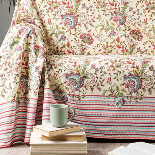 Telo Arredo multiuso Kyoto di Caleffi, in puro cotone. Fantasia dai motivi floreali nella variante di colore corallo, con fondo panna. Il telo arredo Grandecor Kyoto di Caleffi è in puro cotone e può essere utilizzato come copriletto, copritavolo e copridivano. Disponibile nella misura per letto matrimoniale 270x270 cm.