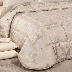 Trapunta invernale matrimoniale Caleffi Flory. Piumone fantasia floreale naturale/beige.