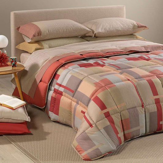 Trapunta invernale Caleffi Lennox. fantasia con forme geometriche corallo, beige e grigie. Per letto matrimoniale e piazza e mezza